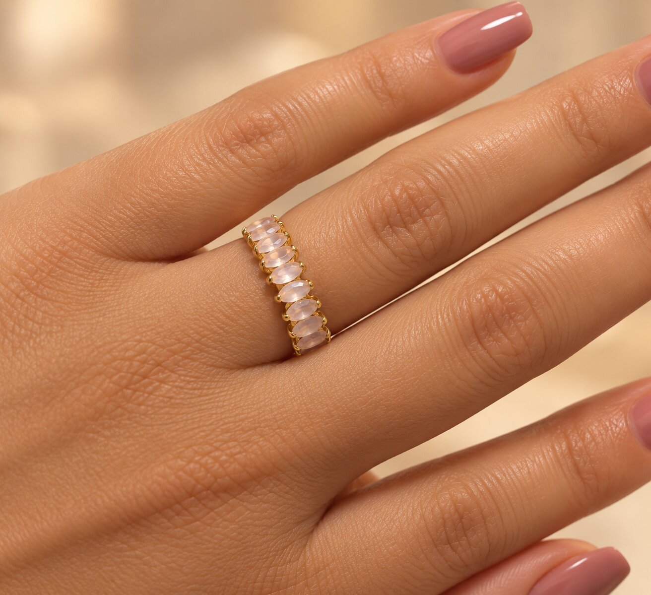 Anel Riviera Dourado com Pedras Rosé