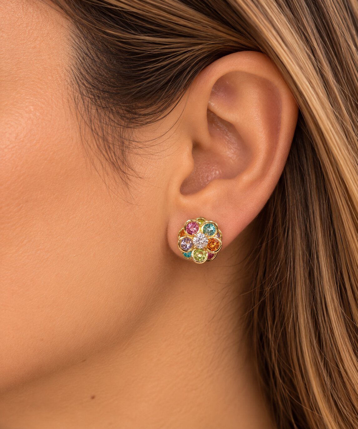 Brinco Flor banhado a ouro 18k