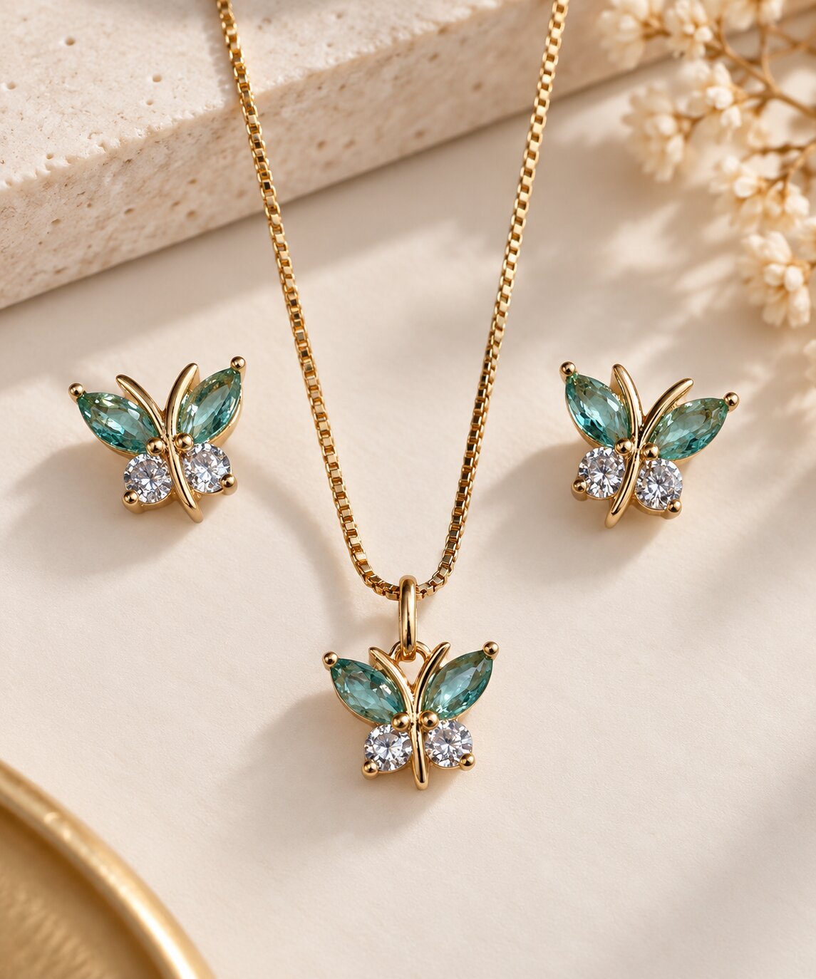 Conjunto Borboleta Banhado a Ouro 18k