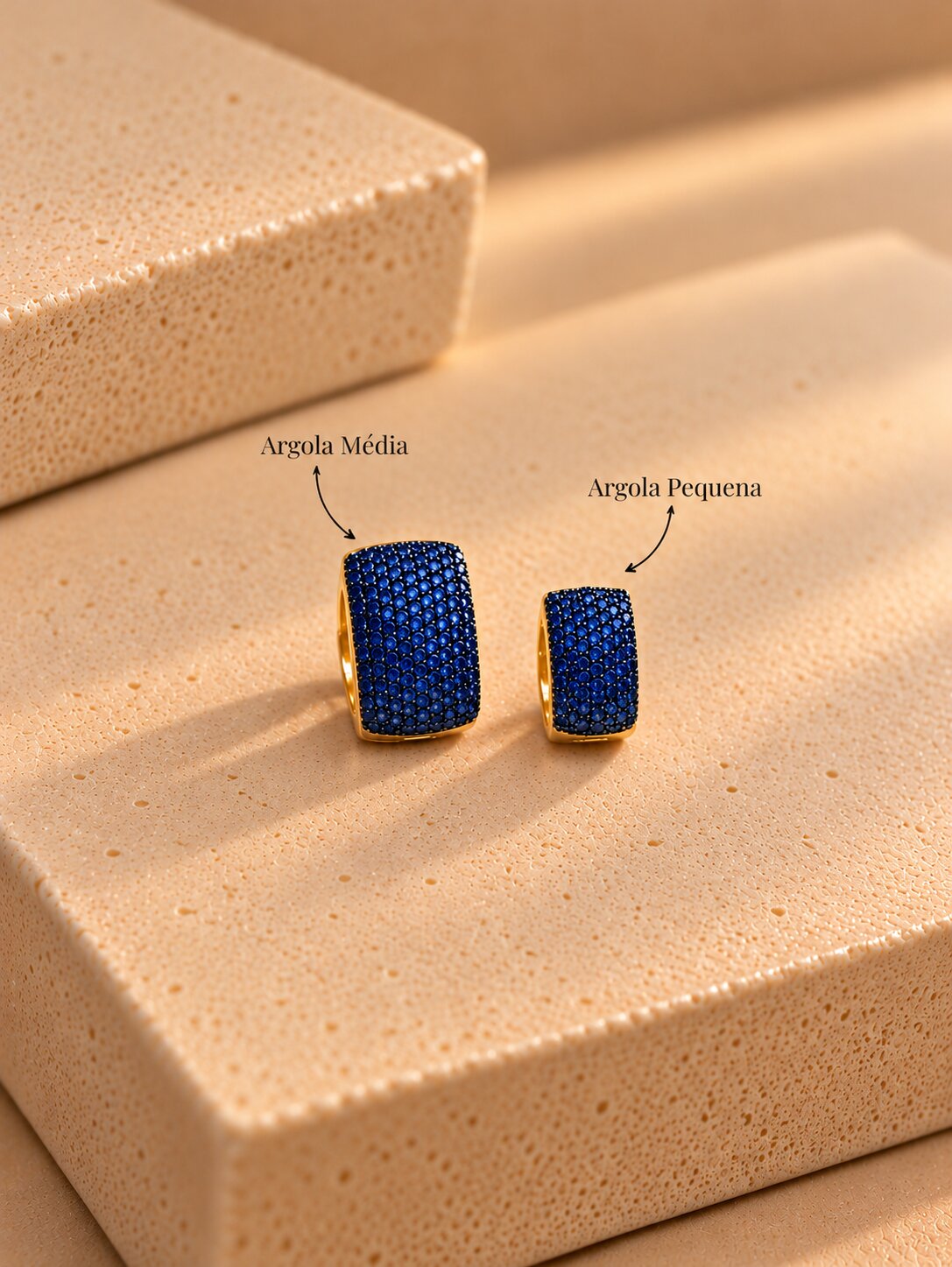 Brinco Argola Quadrada M - Azul Safira