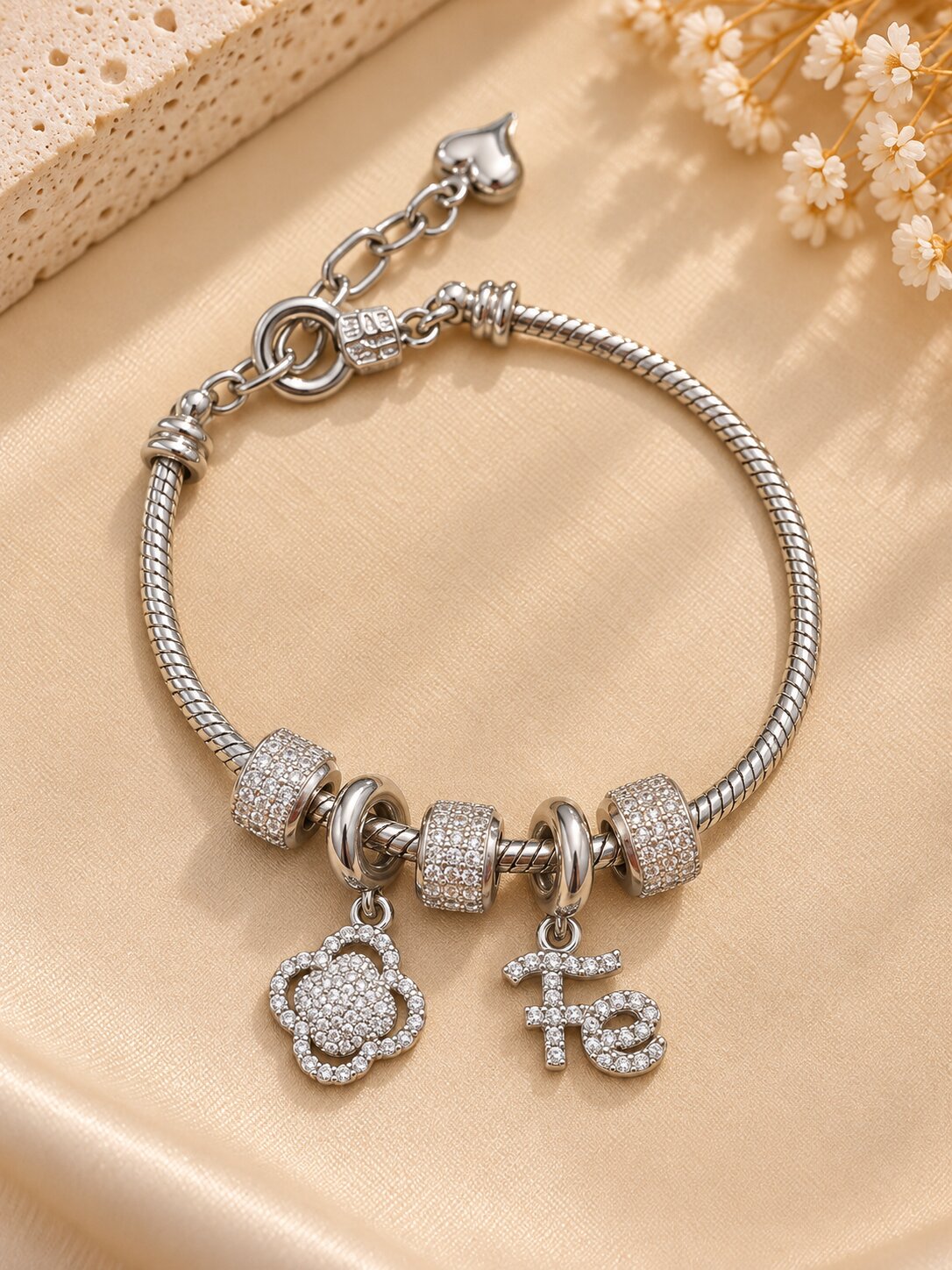 Pulseira Estilo Pandora com Berloques